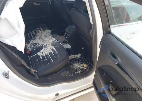 2015 Ford Fusion Se из США, поврежденный, VIN 3FA6P0HD2FR222034